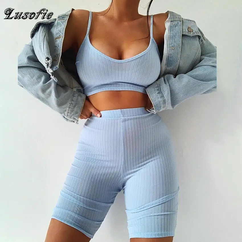 Женские леггинсы без рукавов с открытым пупком и лямкой на шее| |