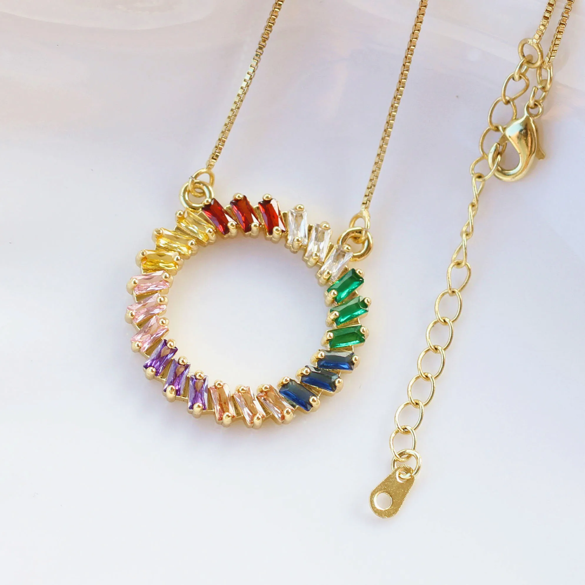 

Fashion Cute Romantic Rainbow Necklace Round Multicolor Pendants Charm Gold Color Jewelry Long Chain Necklace For Women Gift