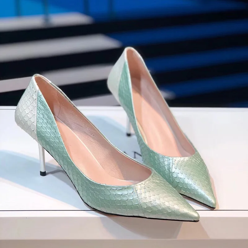 Женская обувь 2020 женская небесно голубого цвета из натуральной кожи на высоком