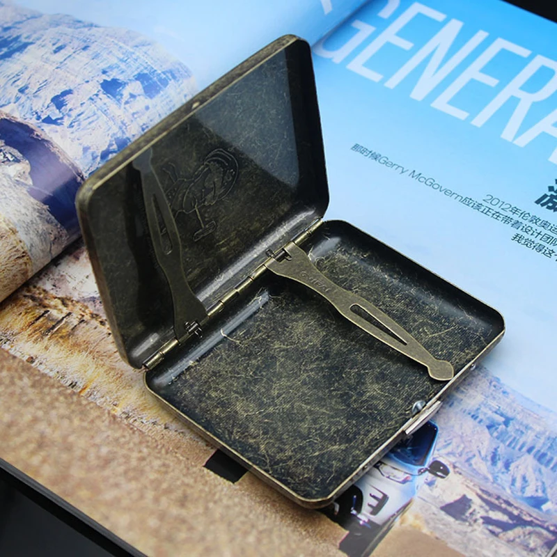 Винтажный металлический чехол для сигарет классический дизайн 20 шт. Мужская