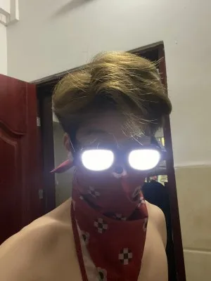 

Led - COS