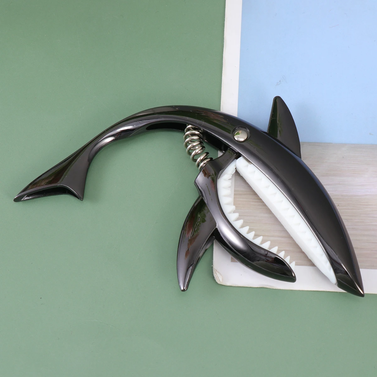 Каподастр для гитары в форме акулы быстросменный зажим настройки триггер клавиш