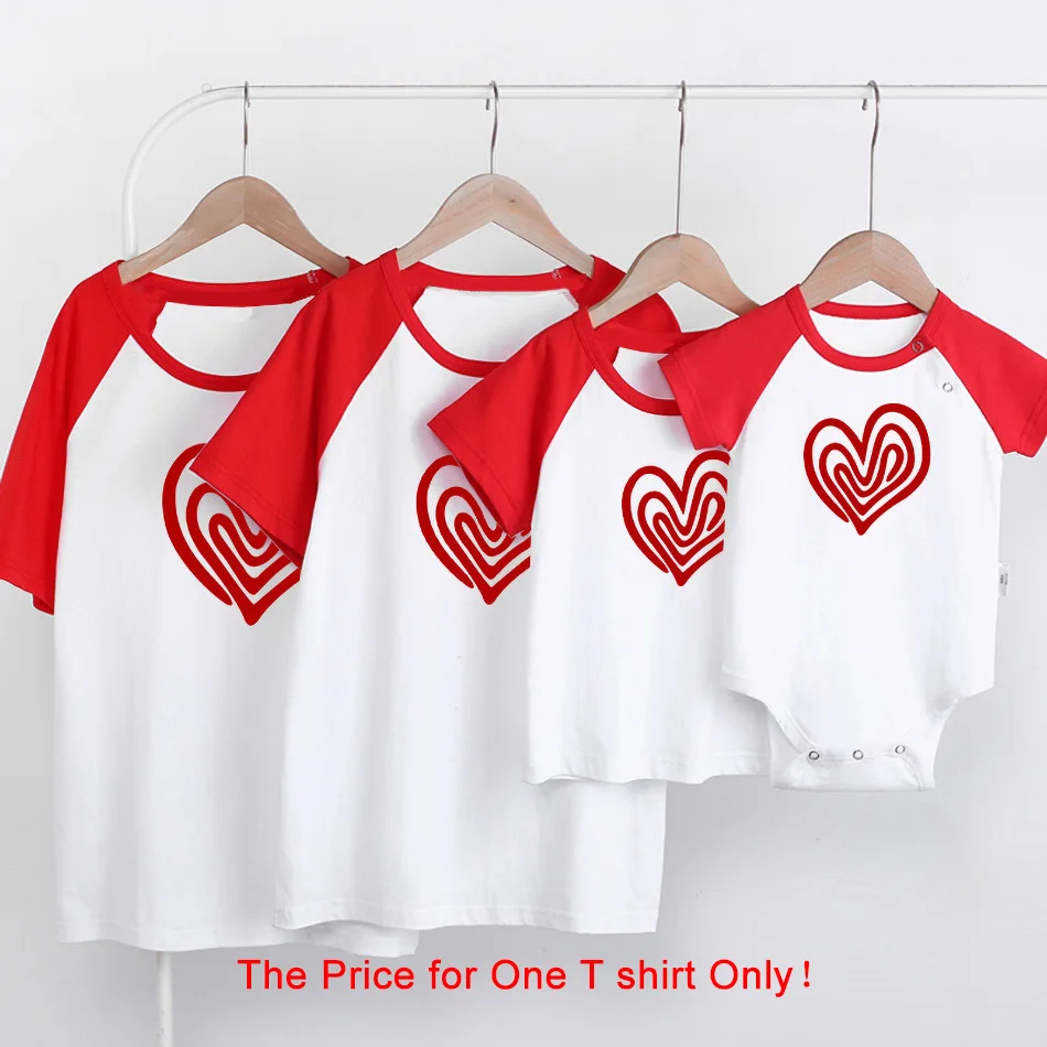 

2021 New Summer Family Matching Outfit Mother and Daughter Love Print T Shirt Baby Rompers Mother Kids Graphic Tees Tops Tshirt