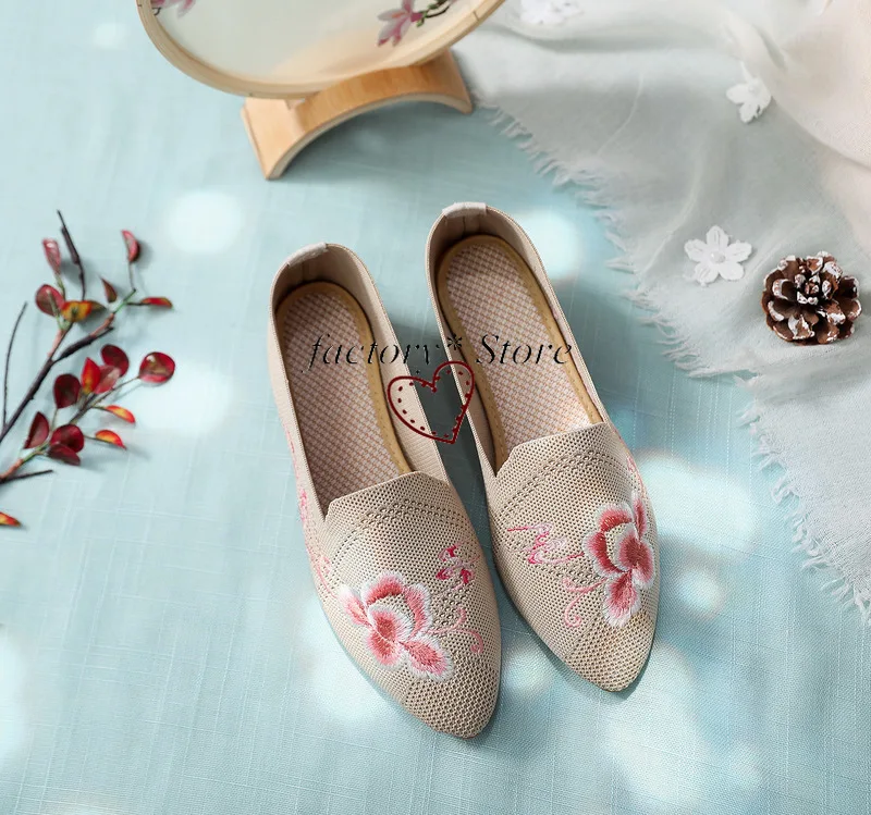 Рисунок 5 - Hanfu/обувь с вышивкой; Обувь для