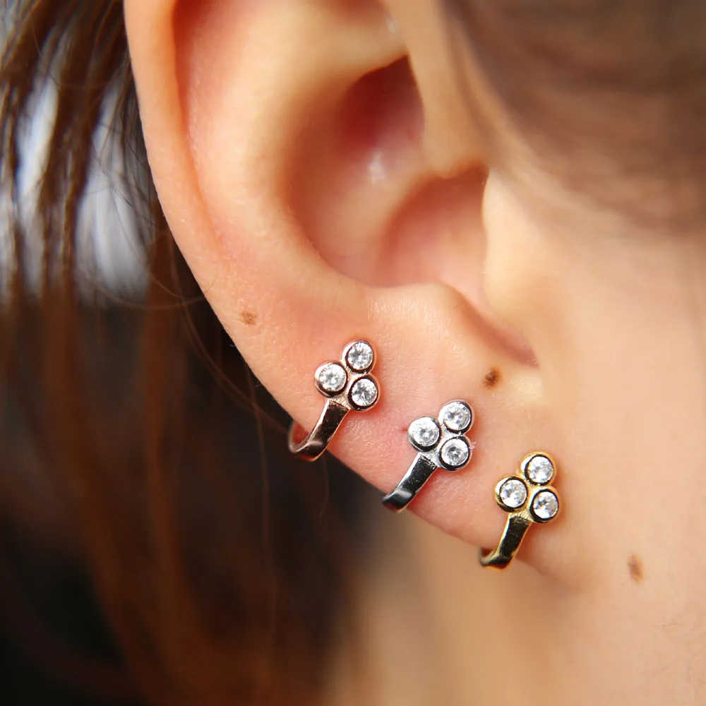 triangle three cubic zirconia no pierced jewelry 925 sterling silver minimal delicate clip earrings for young girls women ladies | Украшения