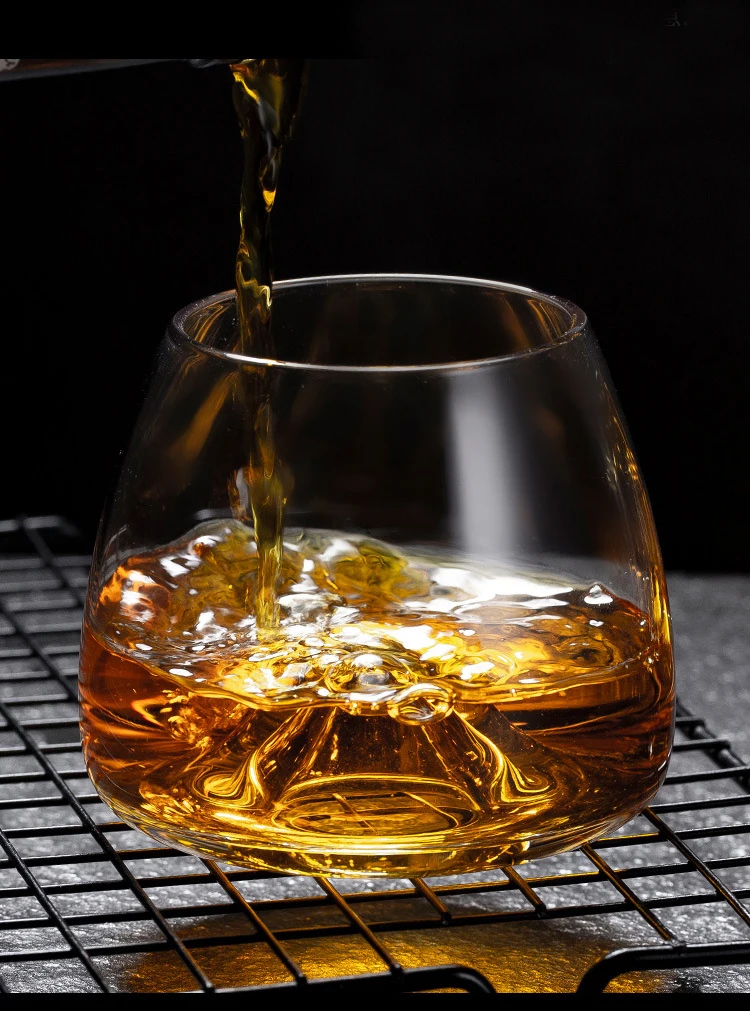 

Set of 2 Hand blown home party whiskey glass lead-free round shaped whiskey glass for Liquor Scotch Bourbon 1130-06