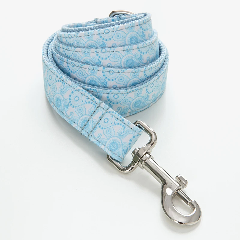 Personalized Blue Paisley Dog Collar Leash With Bow Tie Set Free Engraved Nameplate For Small Medium Large | Дом и сад