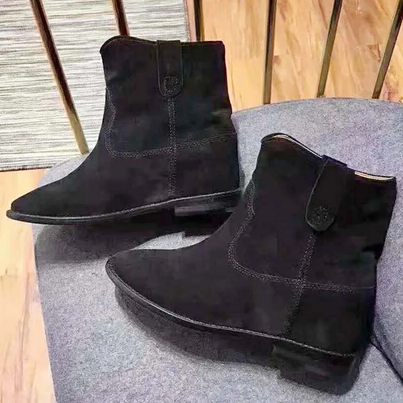 Deification/Роскошные замшевые байкерские ботинки на скрытой танкетке в стиле ретро с