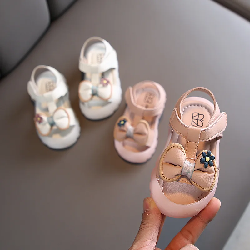 Сандалии для маленьких принцесс летняя обувь девочек с мягкой подошвой