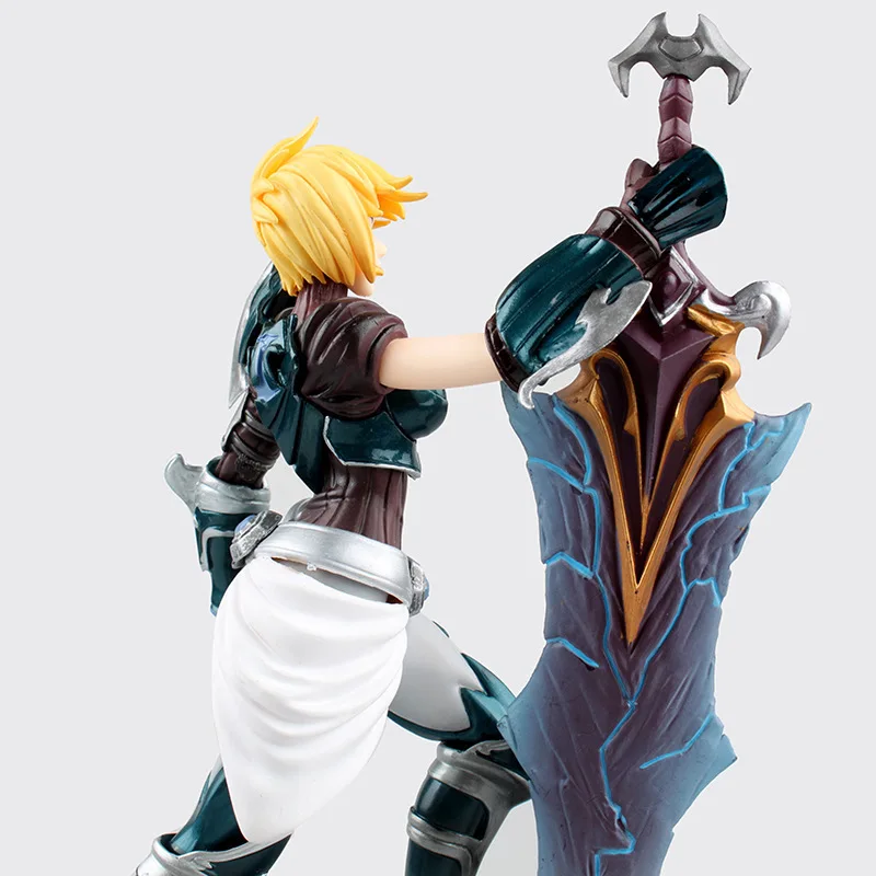 

20cm Hot game the Exile Raven Ruiwen Action Figure PVC Kids Gift toys doll collection Model Anime figure children toys boys gift