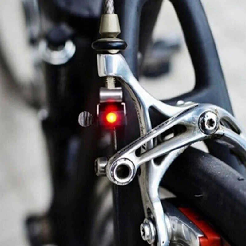 

Mini Brake Bike Light Mount Tail Rear Bicycle Light Cycling LED Light High Brightness Waterproof LED Lamp Cycling Accessories