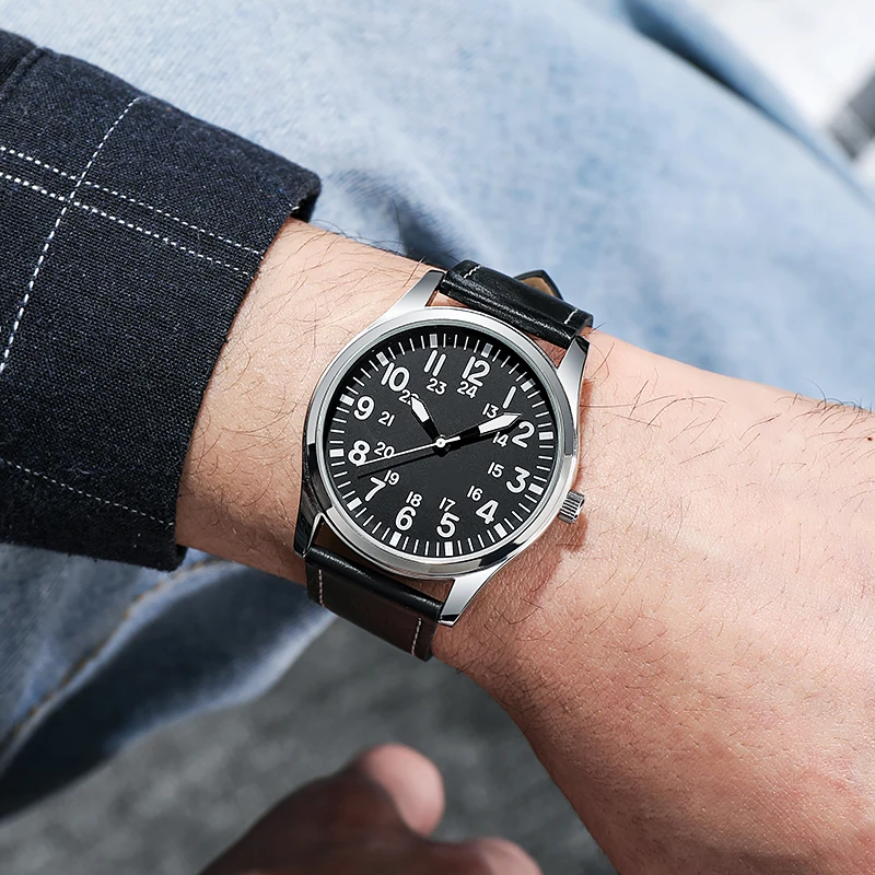 

Men Pilot Watch Easy Reading Classic Japan Quartz Movement PU Leather Strap Simple 24H Display
