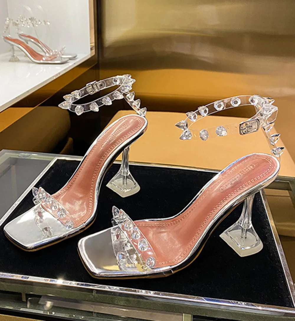 

Женские Прозрачные Сандалии Termainoov из ПВХ с квадратным носком и заклепками, открытые вечерние туфли, свадебные туфли на высоком каблуке, бол...