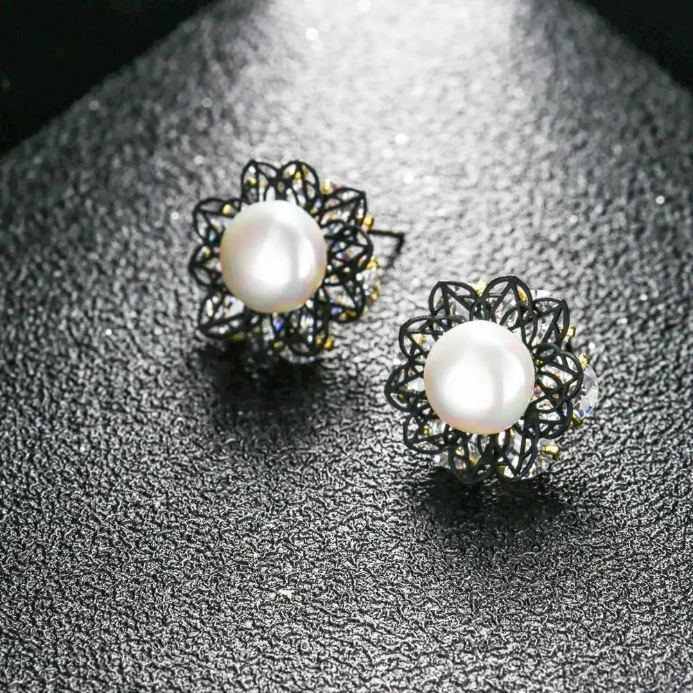 Женские серьги гвоздики с камнем NEOGLORY круглые в виде черного цветка жемчугом и