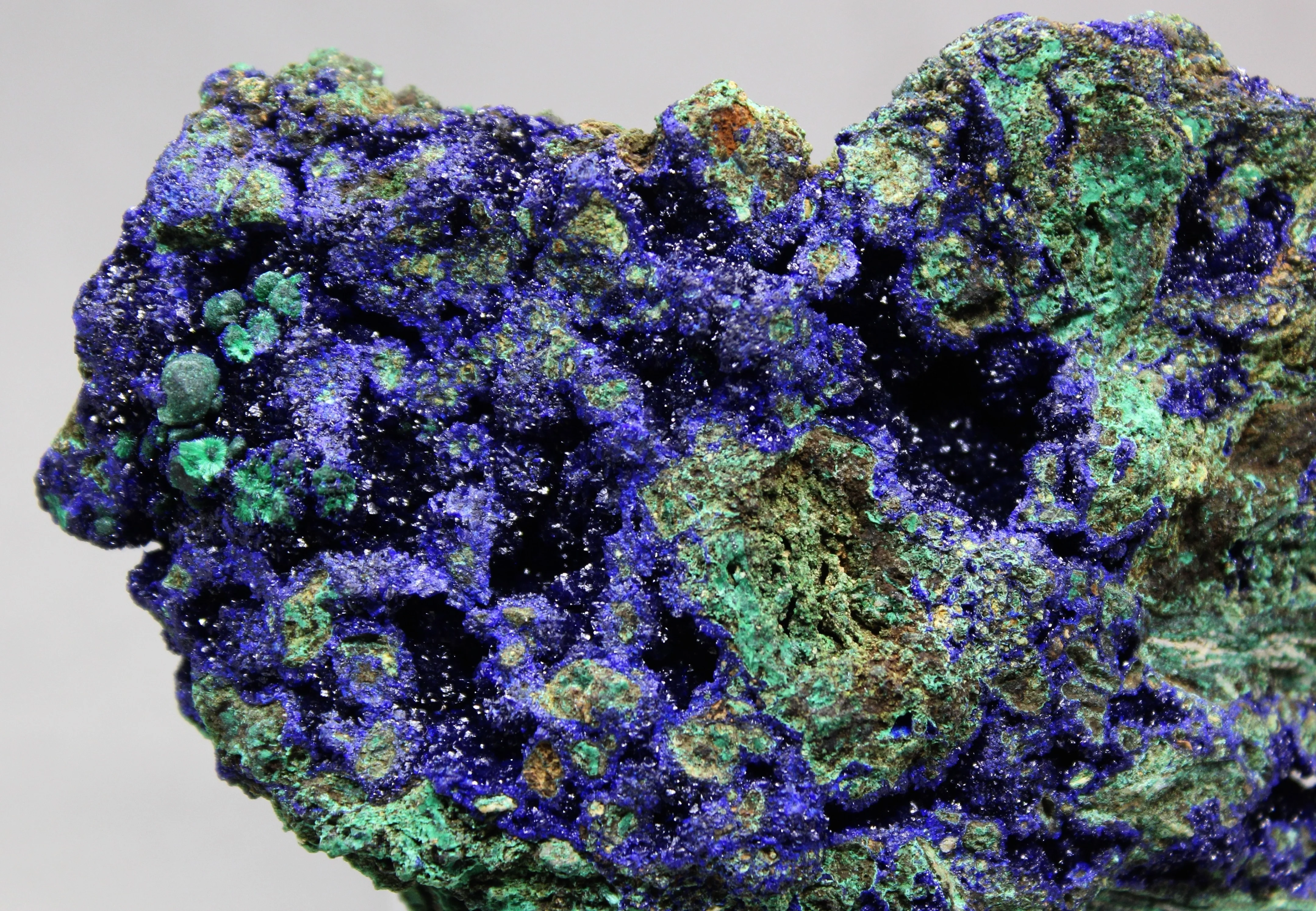 406g Natural shiny Azurite / malachite symbiotic mineral stone and crystal healing crystals from China | Дом и сад