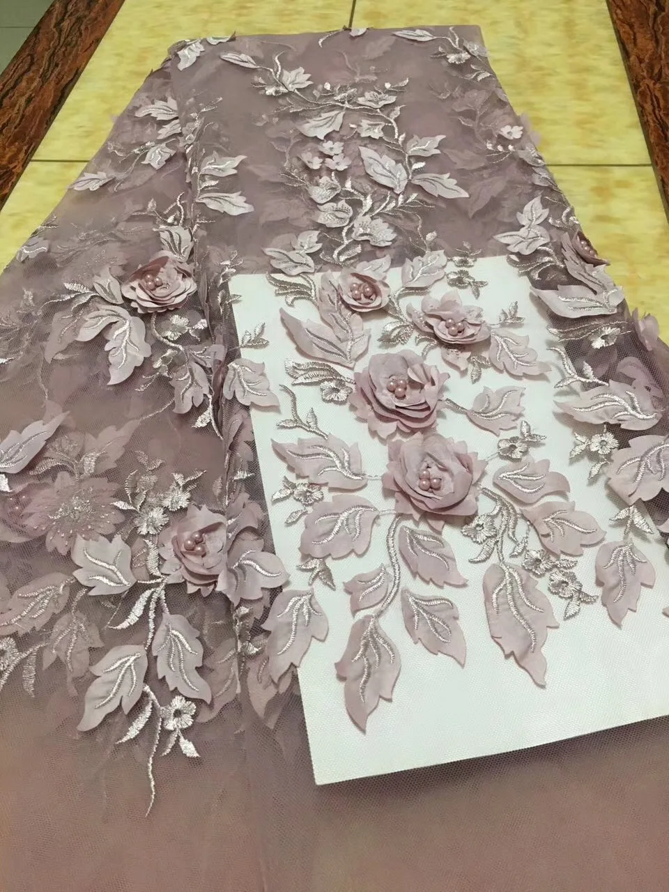 

Fashionable designs High Quality African French Lace Fabric 3D African Tulle Lace Fabric with beads For Wedding CD1848