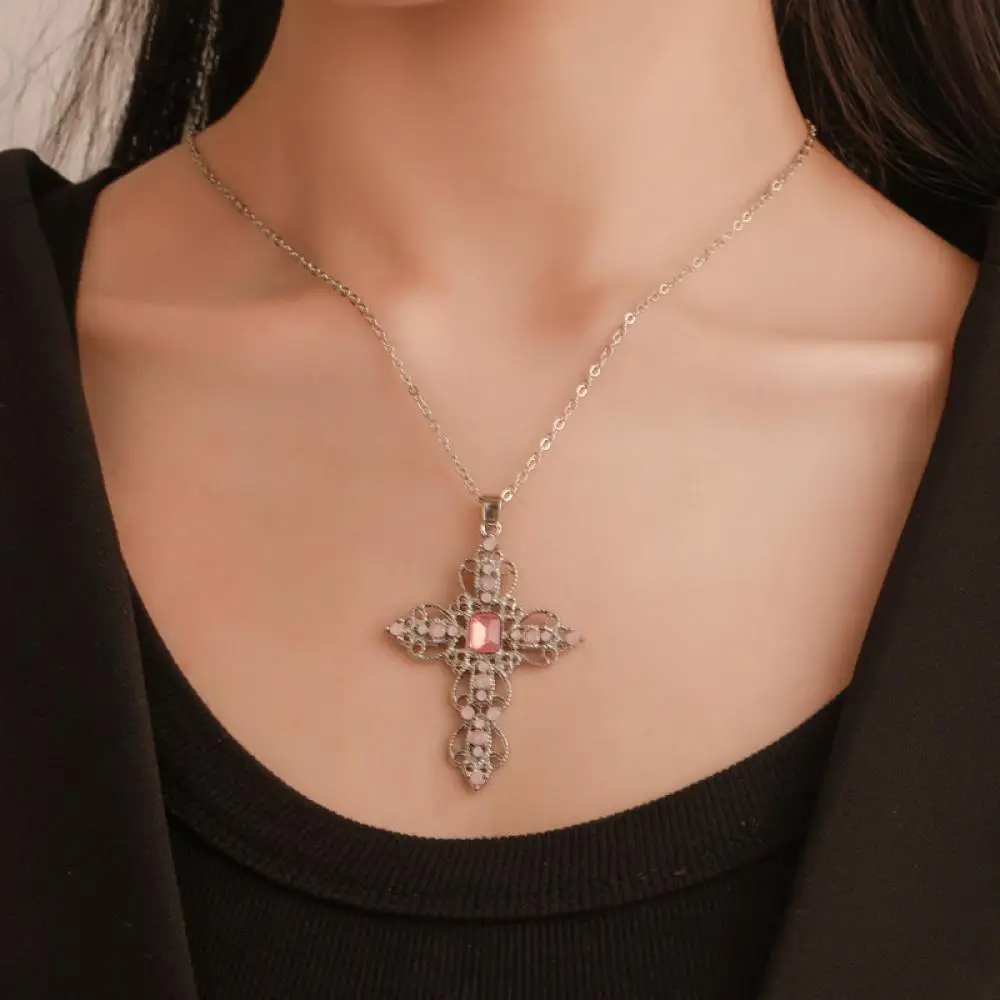 

Bohemian Cross Necklace for Women Fashion Hollow Clavicle Chain Jewelry Vintage Metal Necklace Accessories Party Gift