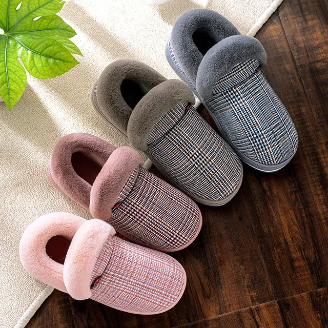 Женские сетчатые тапочки на толстой подошве теплые домашние тапки с каблуком