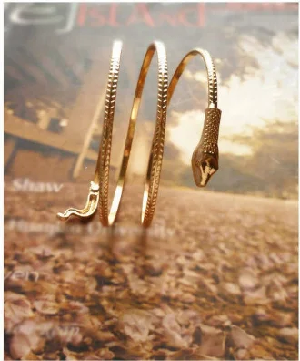 Браслет-манжета мужской спиральный с золотистыми спиралями | Украшения и