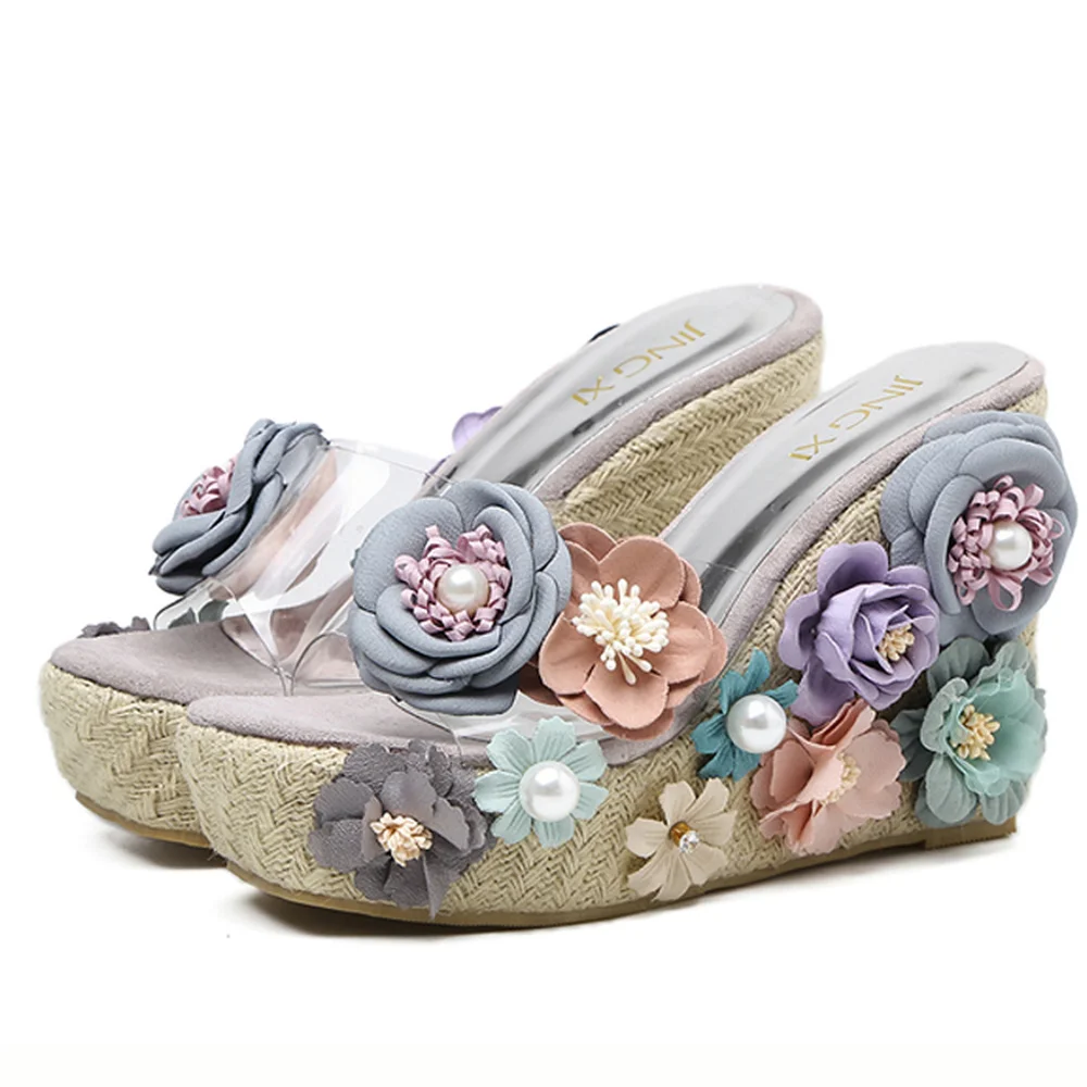 

Women's Shoes
