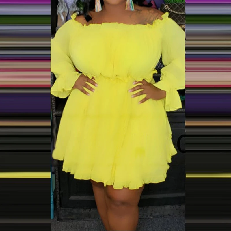 Платье женское с открытыми плечами пикантное вечернее длинным рукавом желтое и