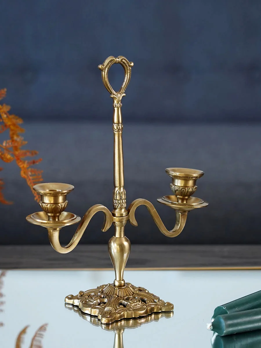 

Golden Retro Candle Holder Designer Metal Nordic Wedding Candle Holders Luxury Christmas Candele Decorative Decoration Home ZP50