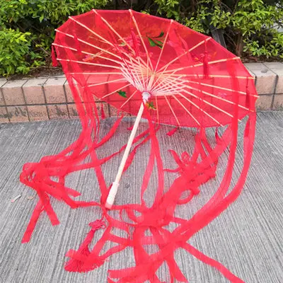 76cm RED 1PCS Шелковый тканевый кружевной зонтик женский костюм реквизит для фотосессии зонтик с кисточками Китайский классический зонтик с масляной бумагой - Цвет: 76cm RED 1PCS