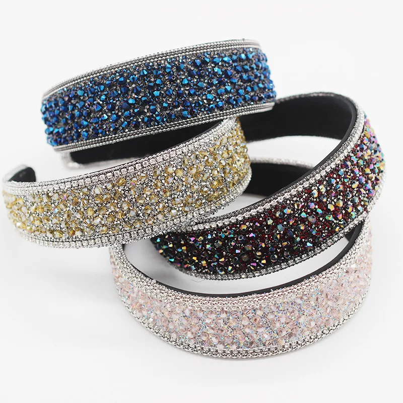 

Женский обруч для волос в стиле барокко