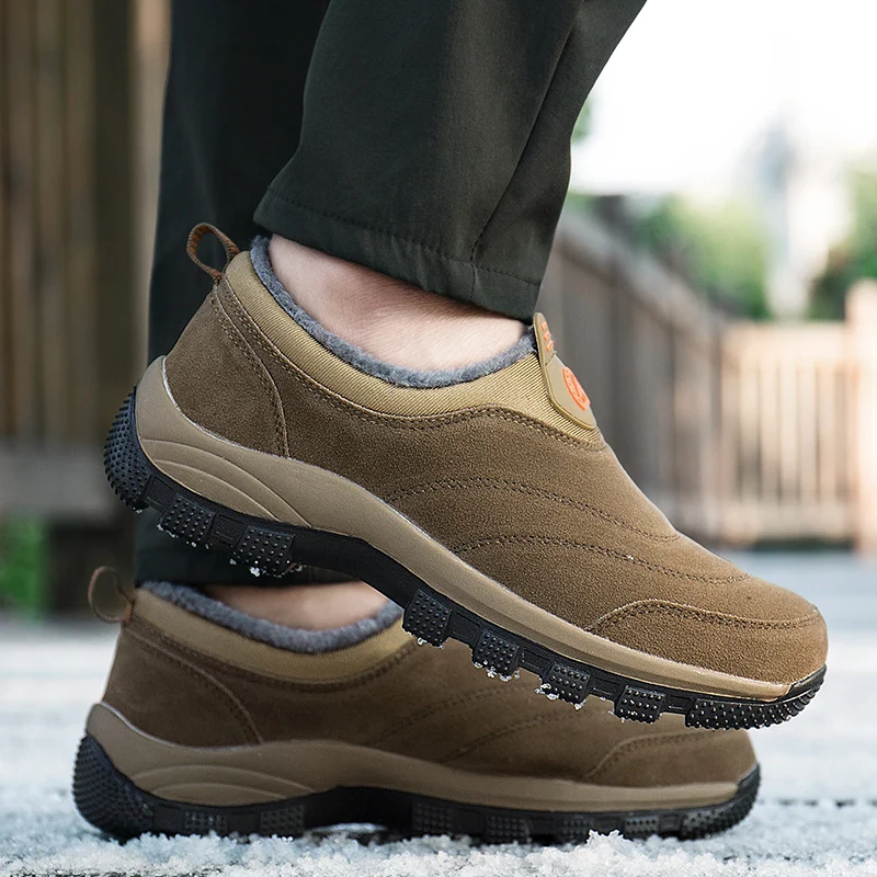 

SusuGrace Casual Men Loafers Quality Winter Warm Lining Flats Shoes Outdoor Non-Leather Slip-on Non-slip Resistant Male Sneakers