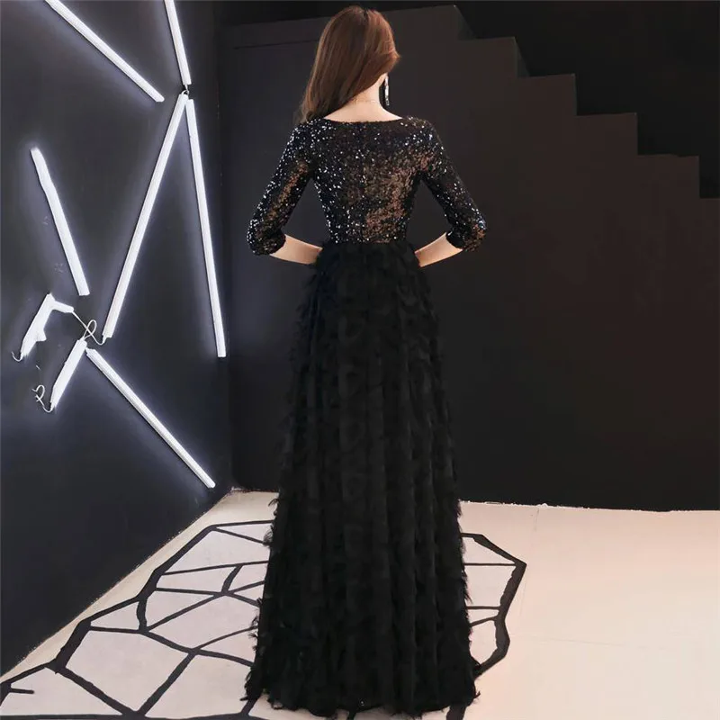 Женское длинное платье с v-образным вырезом черное кружевное вечернее