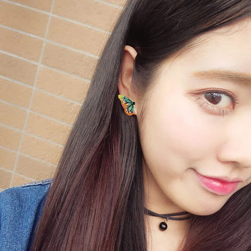 2020 Новая Европейская и американская мода короткая Бабочка для ушей цветная дрель