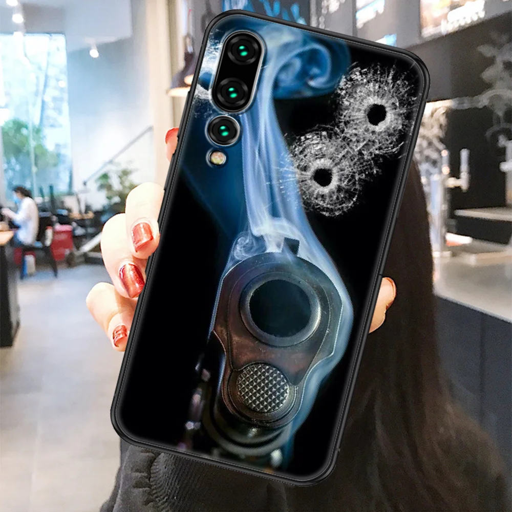 Чехол для телефона с изображением черного автомата AK47 Gun firearms Desert Eagle и банкнот для Huawei P Mate P10 P20 P30 P40 10 20 Smart Z Pro Lite 2019 в матовом исполнении.