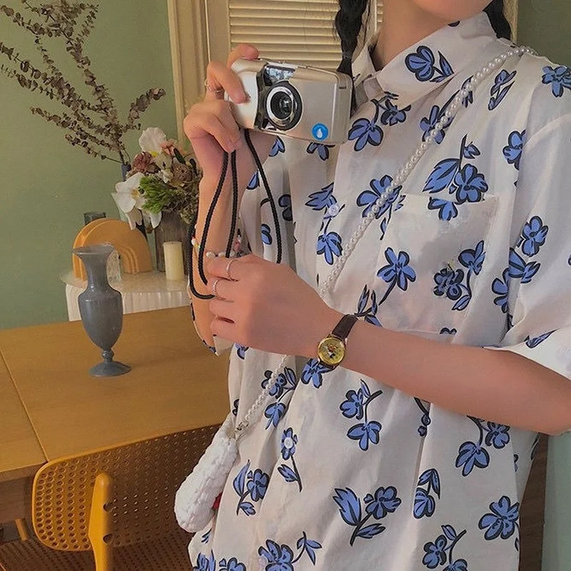 

Harajuku Blouse Women Short Sleeve Shirt Ladies Korean 2021 Fashion Beach Style Vintage Floral Print Button Up Tops Chic