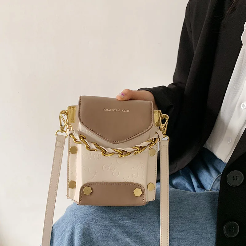 

womens hands summer female 2021 red new fashion color contrast shoulder small square versatile ins super messenger bag purses