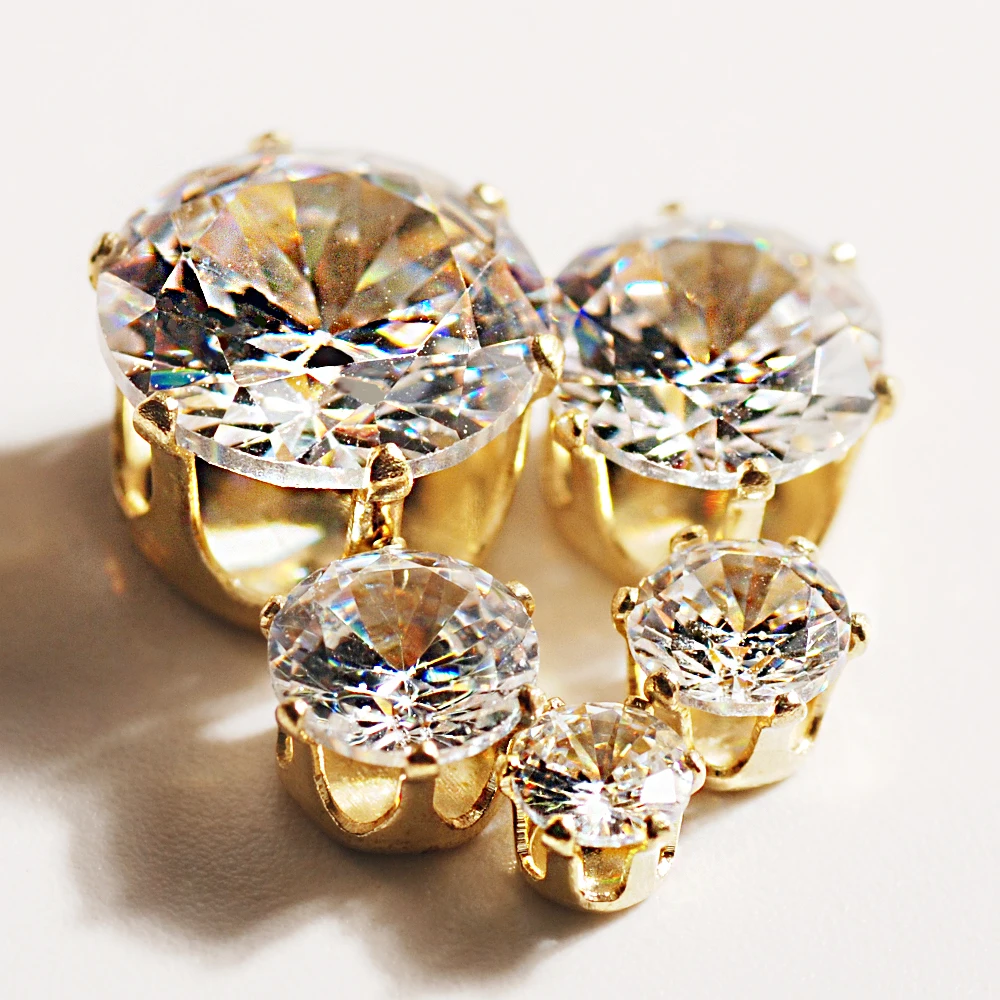 4 5 6 8 10mm Copper Alloy Round Cut CZ Stud Earrings Pendant Decoration luxury Zircon Rhinestone Mens Ms Jewelry Gift Wholesale