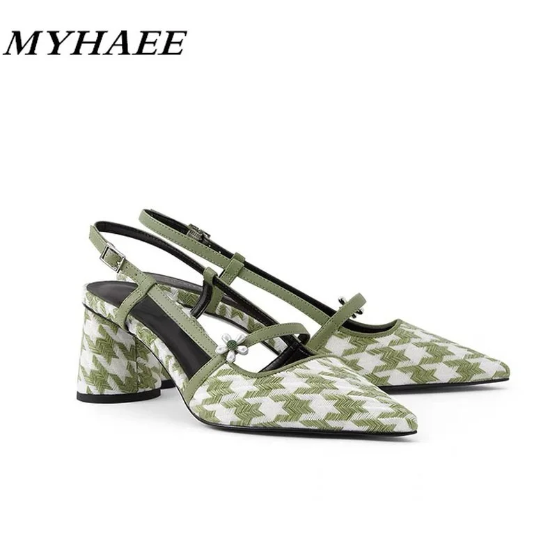 

2021 Summer New Fashion Comfortable Pointed Women Sandals One Word Buckle Women Casual Sandals Mature Sexy Round Heel Heels