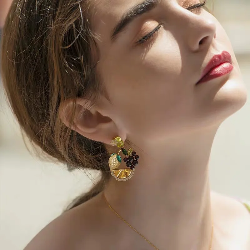 

Golden Grape Dangle Earrings Korean Earrings For Women Female Retro Drop Earrings 2021 Trend Fashion Jewelry Earings Aesthetic