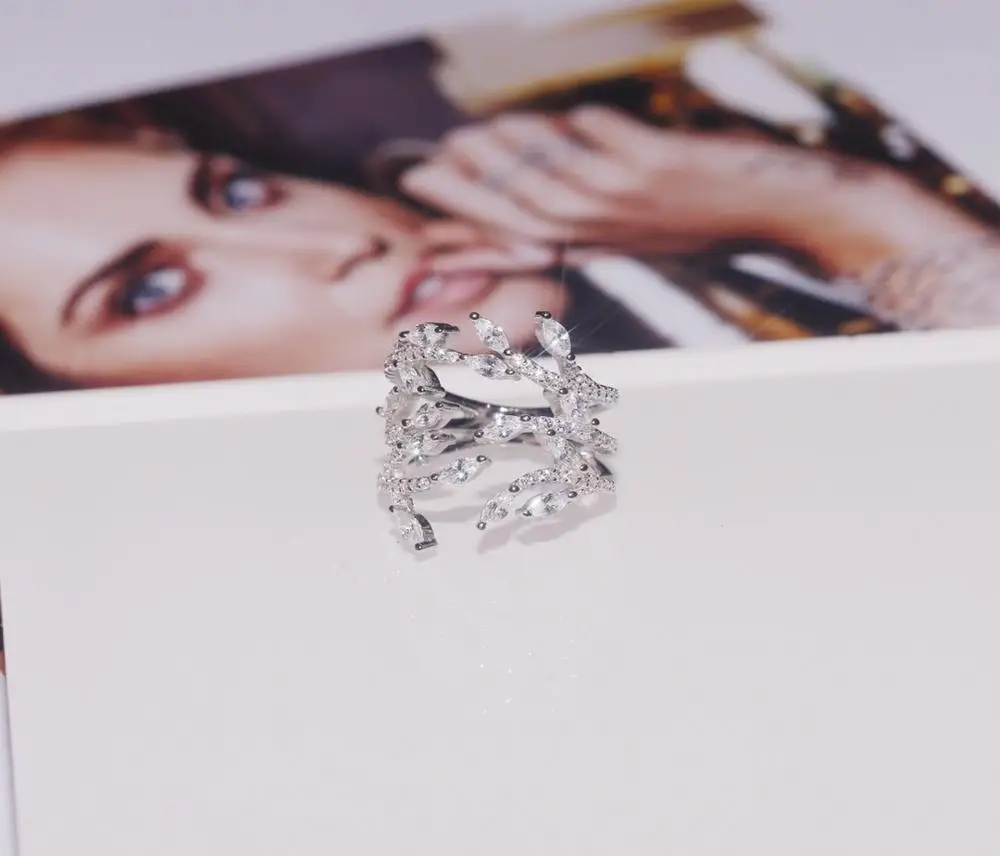 Женское кольцо в виде ветки из серебра 925 пробы | Украшения и аксессуары