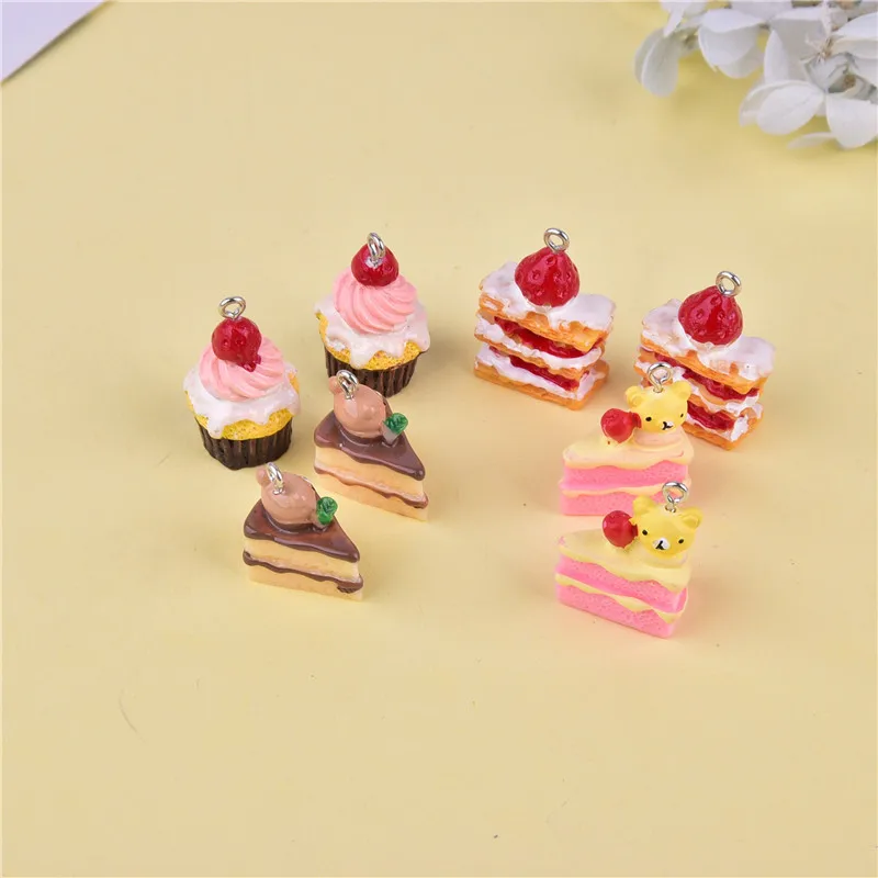 

10pcs Mini 3D Bear Strawberry Cake Ice Cream Resin Charms Pendants for DIY Jewelry Making Accessories Flat Back Cabochon