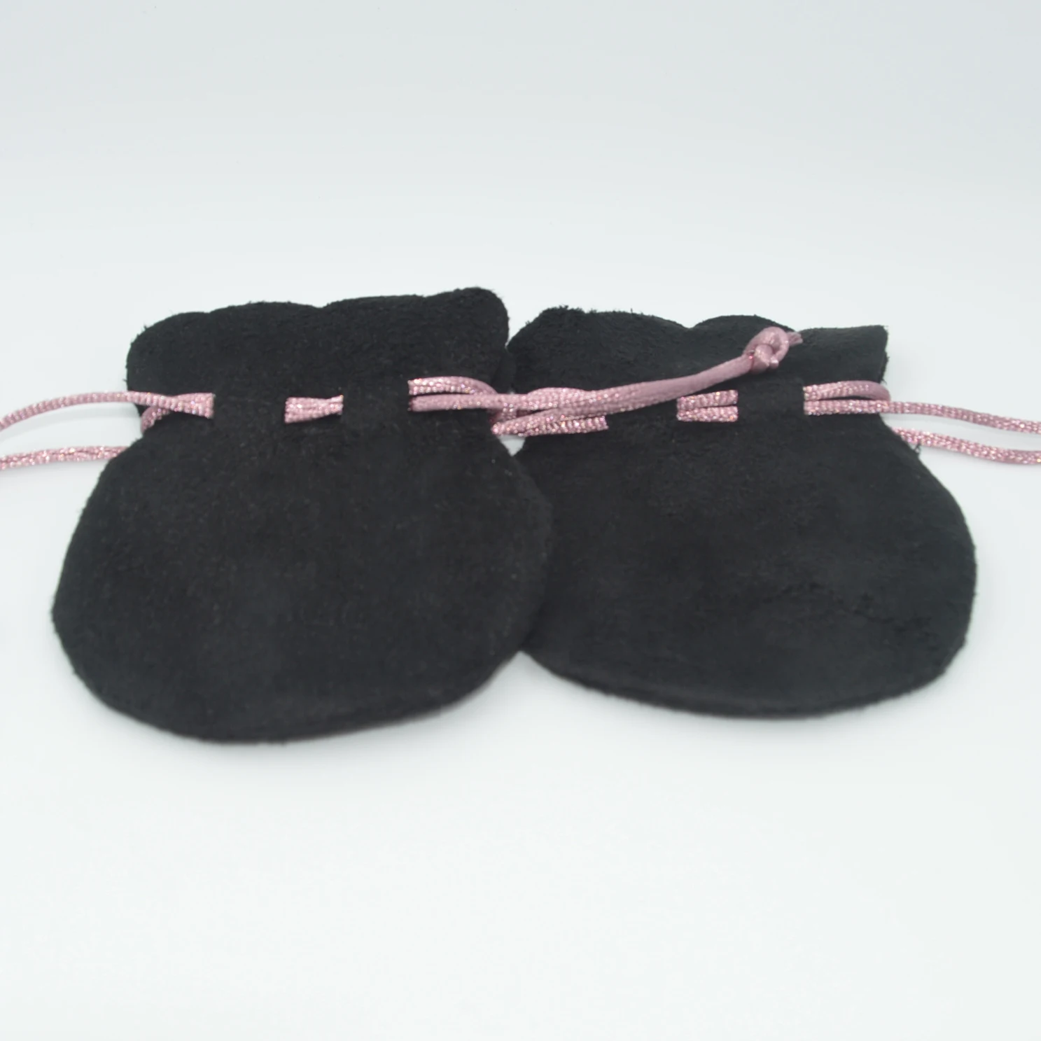 Оптовая продажа 100 шт./лот черная фланелевая сумка для очаровательных колец