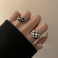 korean ins personalized temperament simple atmosphere metal cold wind black and white love checkerboard ring
