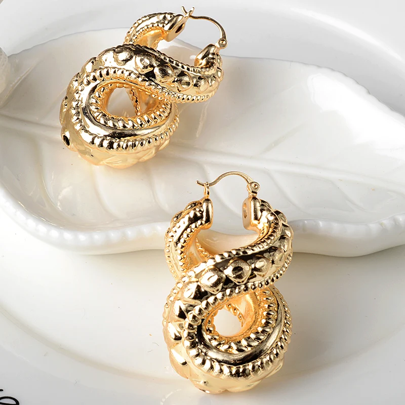 Женские медные серьги-кольца 8 шт. в форме знака бесконечности