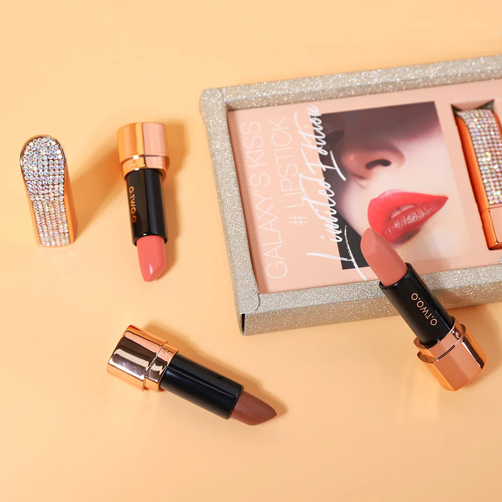 

O.TWO.O Matte Lipstick Set 3 Colors Nude Moisturizer Smooth Lipstick Long Lasting Waterproof Lipstick Makeup Gift Set