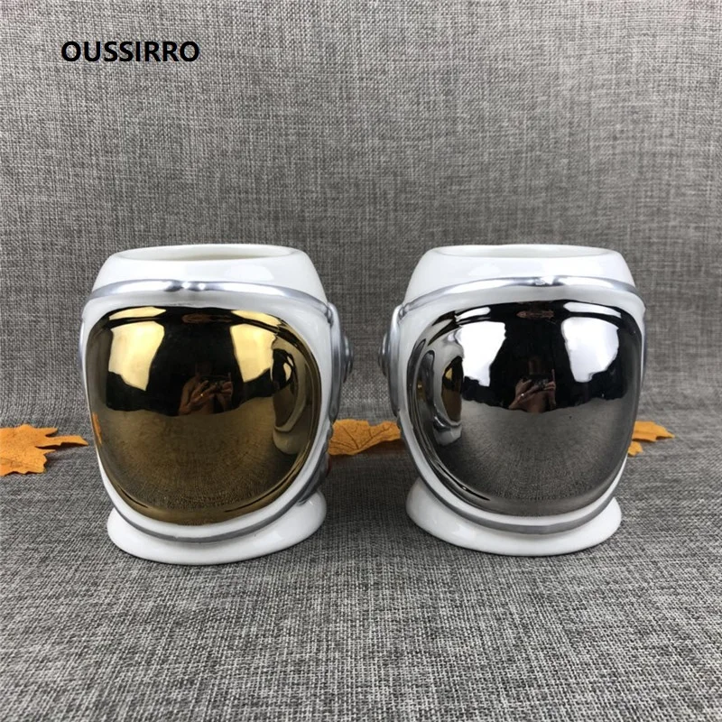 

OUSSIRRO Creative Astronaut Space Helmet Ceramics Handel Coffee Large Volume Mug Office Mugs Cup Color Box For Gifts