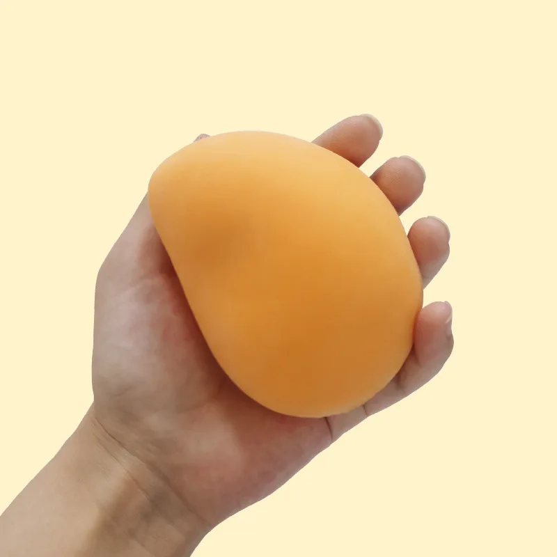 

Cute and creative mango pinch music simulation food small fresh vent ball long pinch not bad decompression toy