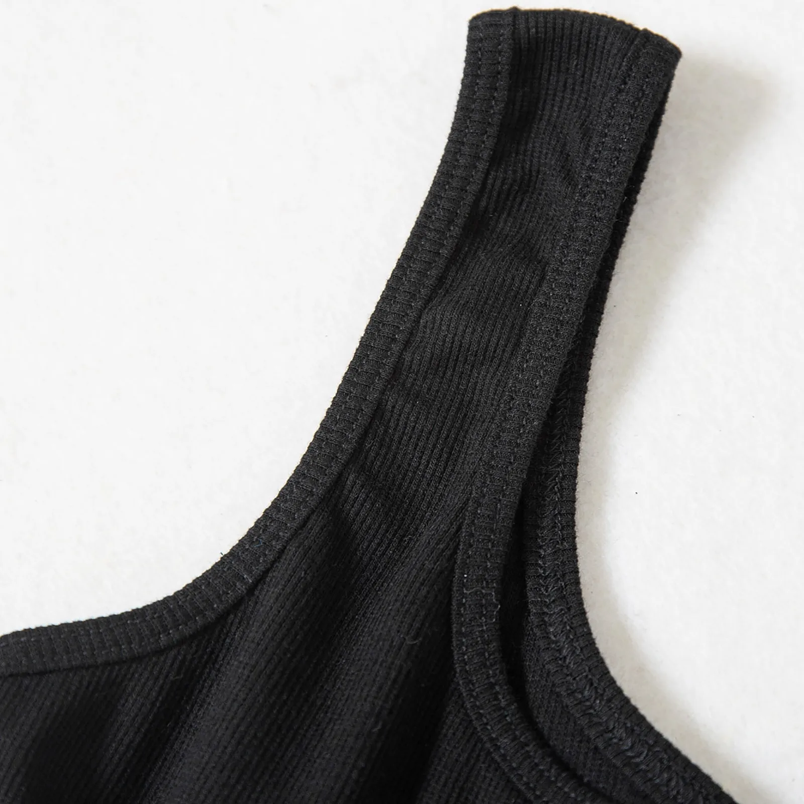 

Women's Summer Vest Ladies Solid Sleeveless Pullover Tank Crop Tops Shirts Casual Simple Style Round neck M*
