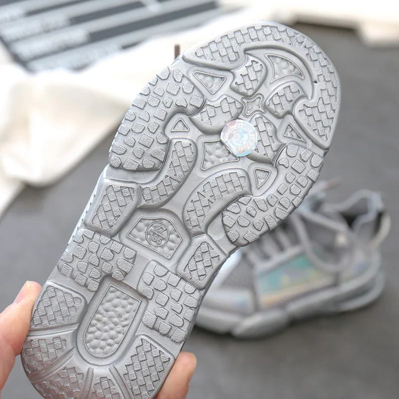 Весенние детские высокие спортивные кроссовки для маленьких девочек сетчатые