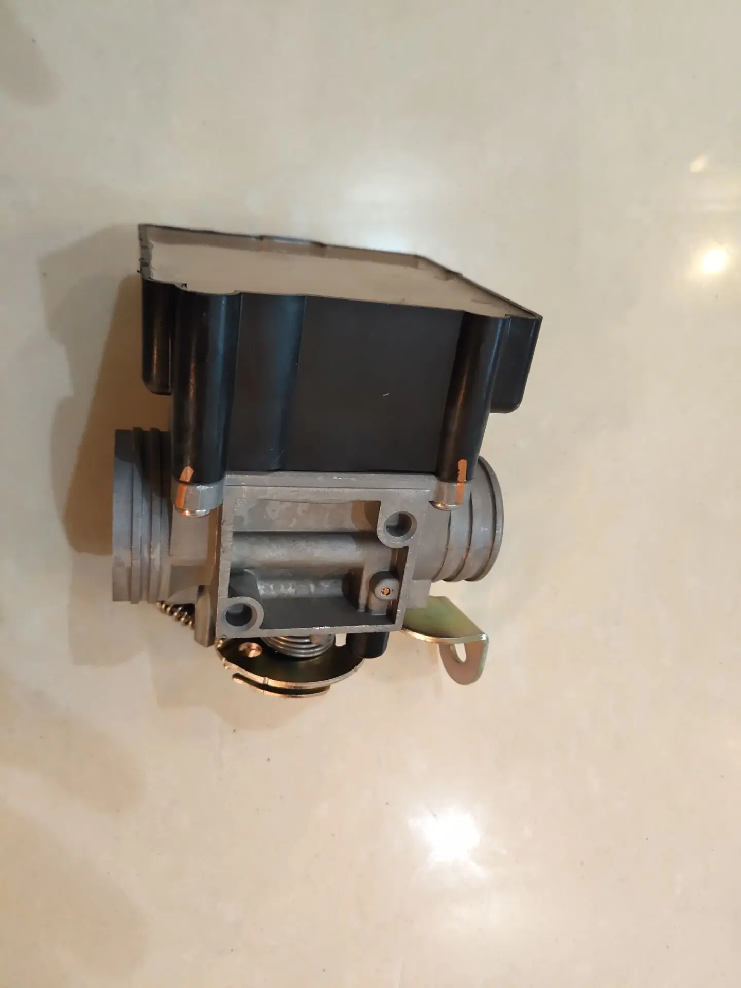 ECU подходит для скутера KYMCO V1 125 |