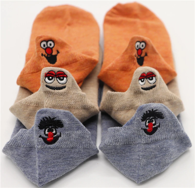 ZT 19 3PAIRS Kawaii Embroidered Expression Women Socks Happy Fashion Ankle Funny Socks Women Cotton Summer Candy Color - Цвет: ZT 19
