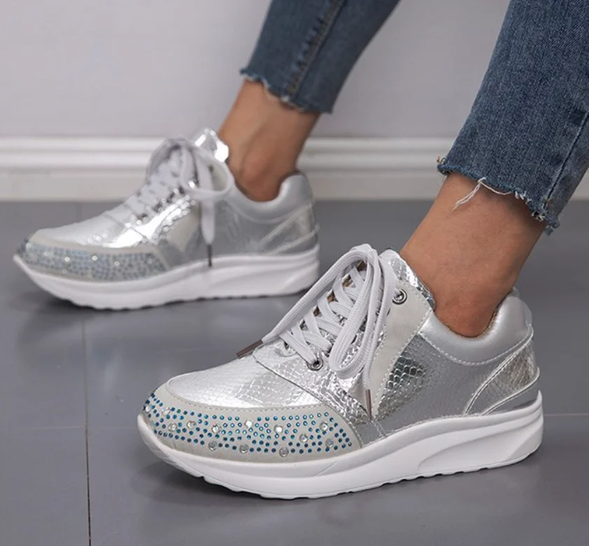 

Кроссовки женские на плоской платформе, со стразами, на шнуровке, модная обувь, весна-осень